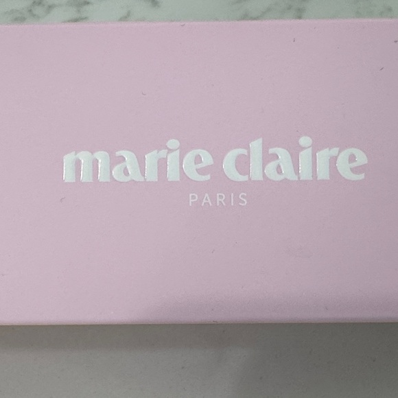 Marie Claire Ultra Glow Setting Spray - 5 oz - Picture 2 of 8